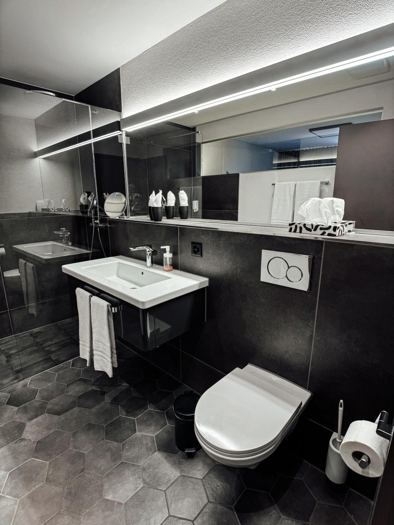 Hotel Sonne Seuzach Zewnętrze zdjęcie